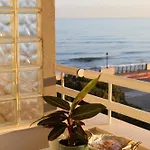 Casamare Guest house *